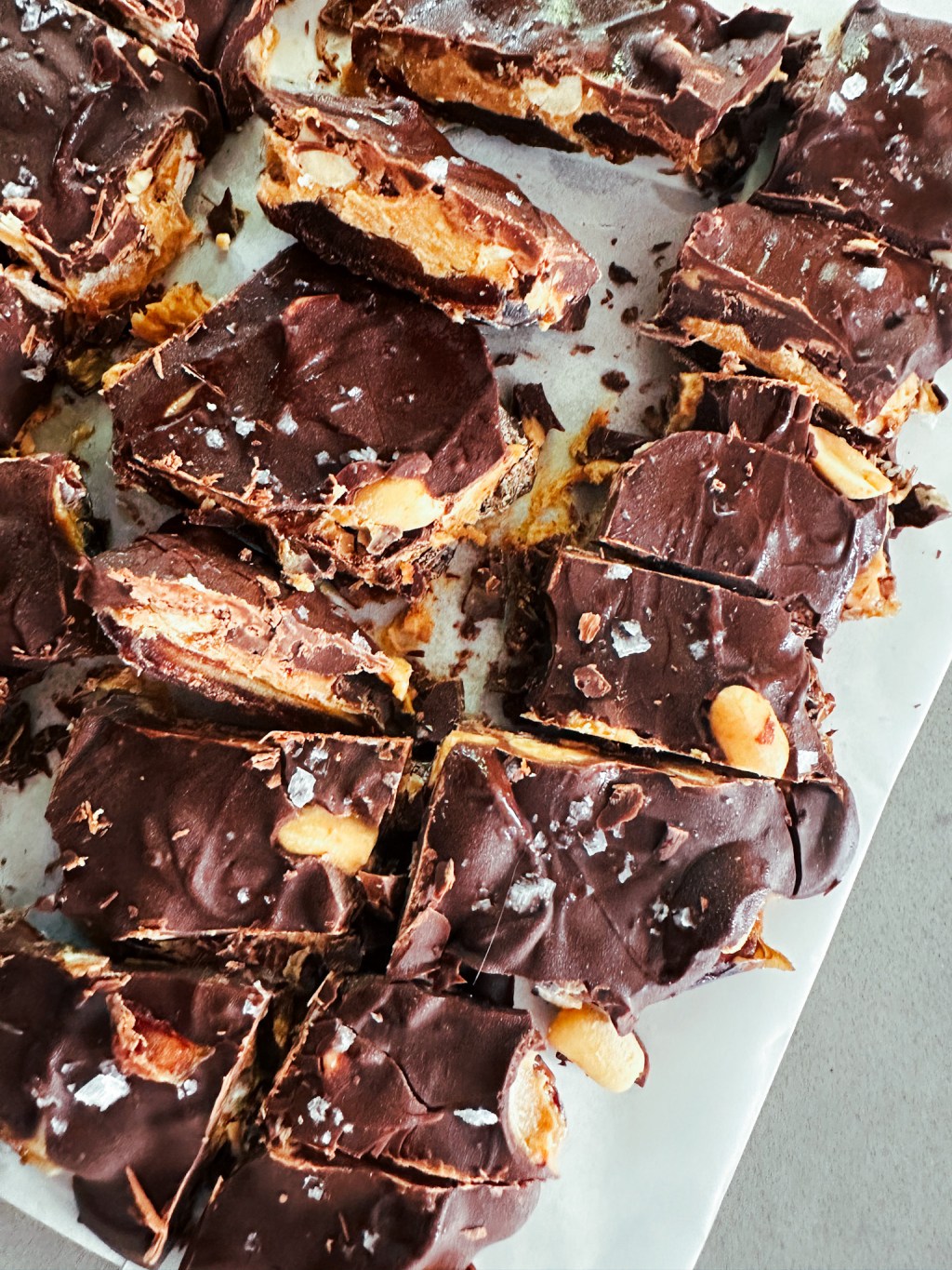 Snickers Date Bark